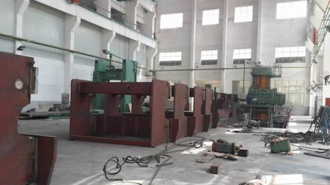 hydraulic press brake machining