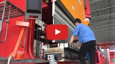 1600T CNC hydraulic press brake bending 30mm thickness oil pipe